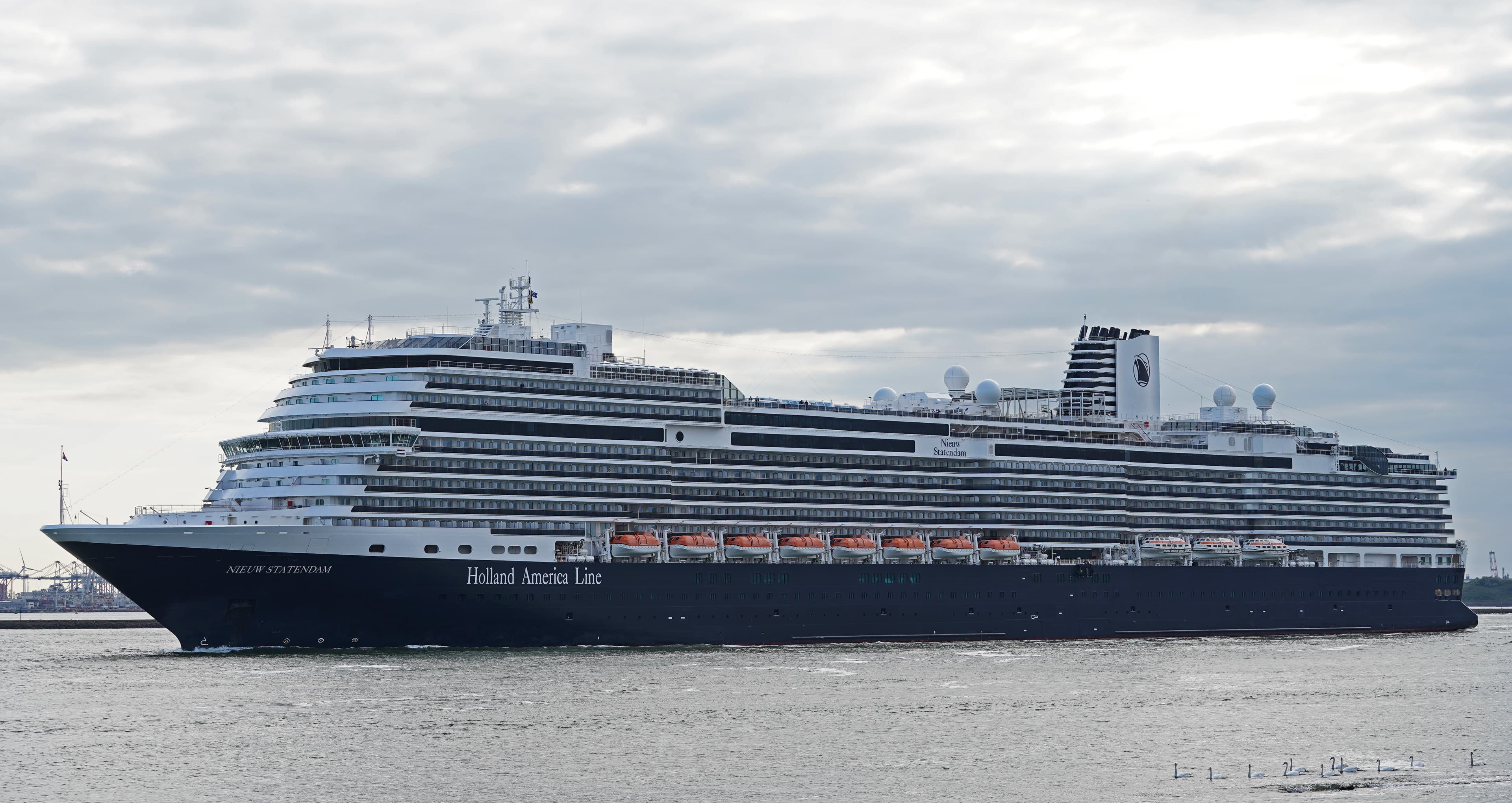 MS Nieuw Statendam cruise ship.