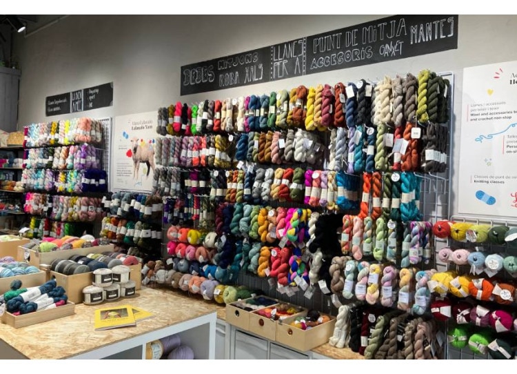 Interior yarn wall at Lalanalu in Barcelona.